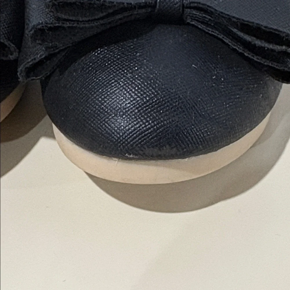 Pipperdoodles Lot of 2 Sparkly Black & Ivory Bow Girls Velcro Shoes Pip Squeak